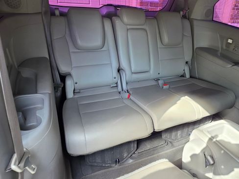 Used 2014 Honda Odyssey Touring Elite image 15