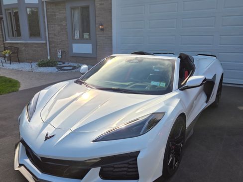Used 2026 Chevrolet Corvette Z06 RWD image 1