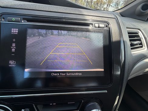 Used 2015 Honda Civic EX image 9