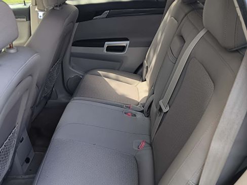 Used 2009 Saturn Vue XE w/ Preferred Package FWD image 3