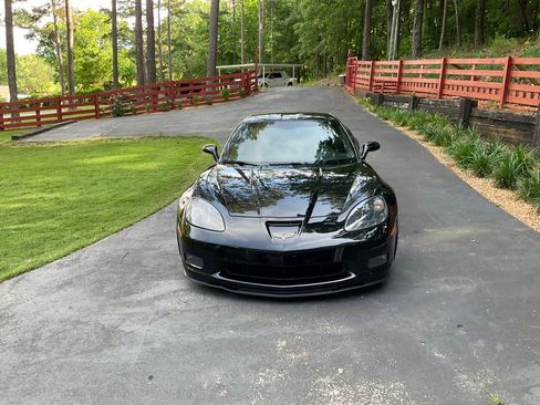 Used 2008 Chevrolet Corvette Z06 w/ Preferred Equipment Group RWD image 6