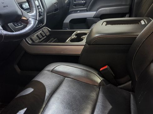 Used 2018 Chevrolet Silverado 1500 LTZ Z71 w/ LTZ Plus Package image 12