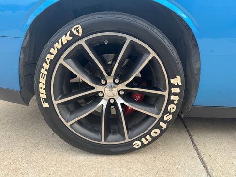 Used 2015 Dodge Challenger R/T Scat Pack w/ Leather Interior Group image 11