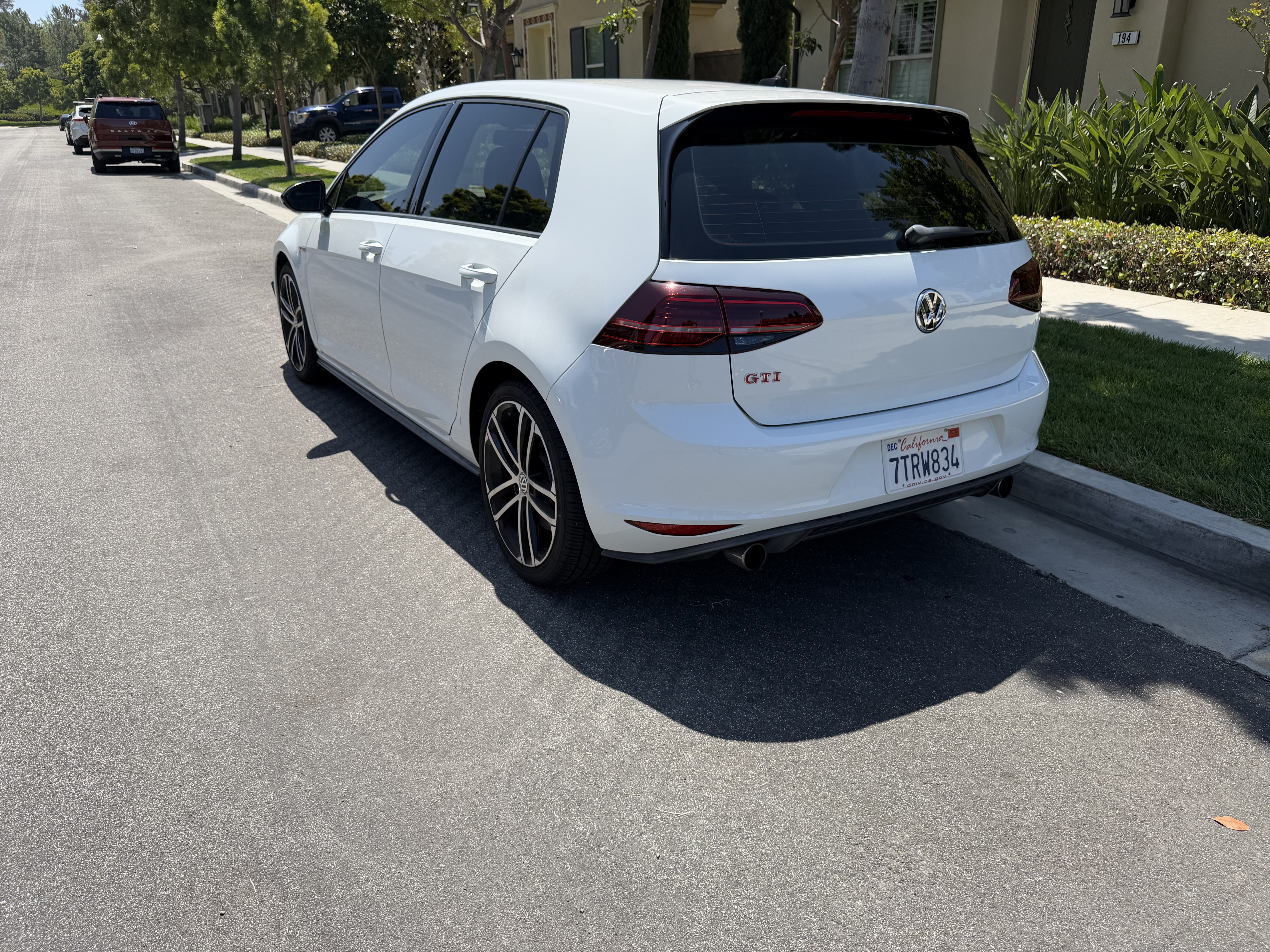 Used 2017 Volkswagen GTI Sport FWD image 8