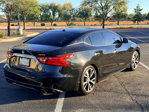 Used 2017 Nissan Maxima Platinum image 5