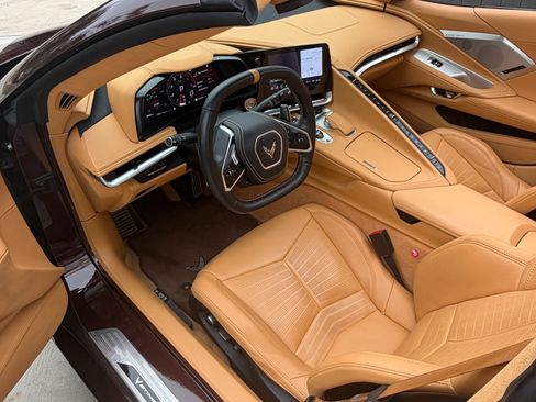 Used 2022 Chevrolet Corvette Stingray Premium Conv w/ Z51 Performance Package RWD image 14
