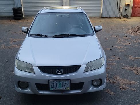 Used 2003 MAZDA Protege5 image 1