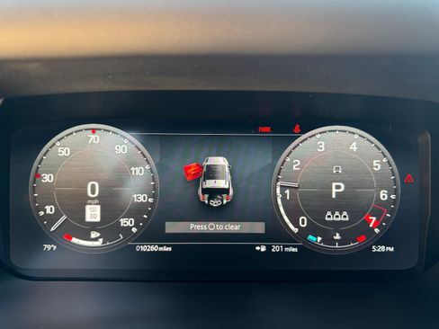 Used 2023 Land Rover Defender 90 V8 image 16