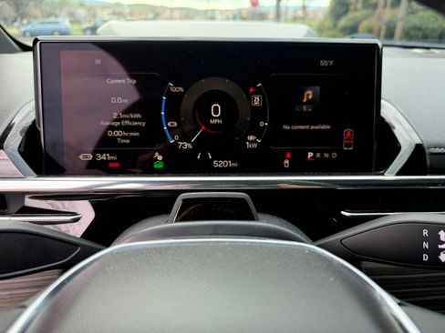 Used 2025 GMC Sierra EV Denali image 9