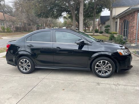 Used 2019 Chevrolet Sonic LT w/ RS Package image 2