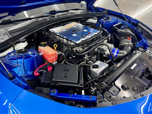 Used 2018 Chevrolet Camaro ZL1 image 23