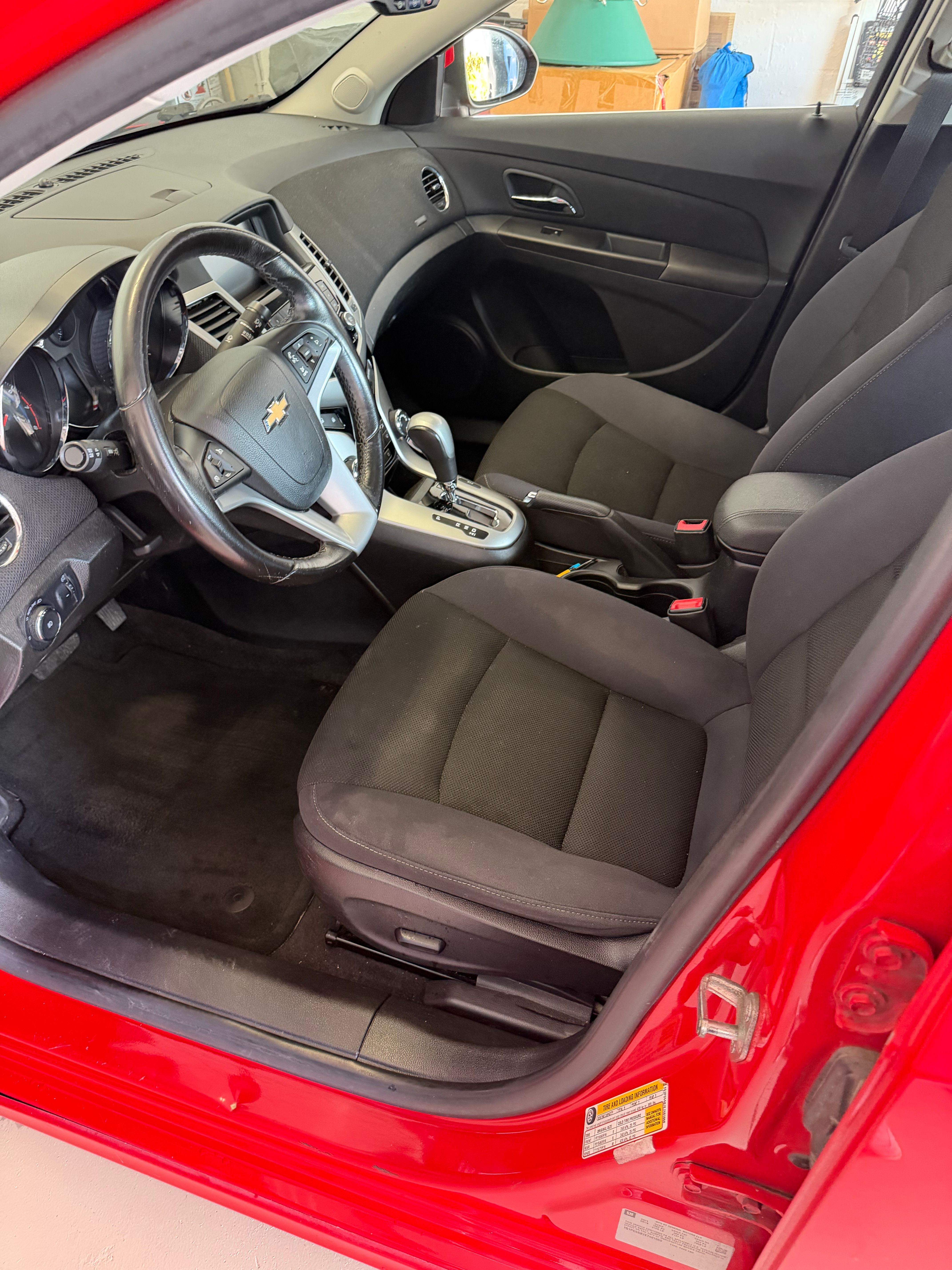 Used 2014 Chevrolet Cruze LT w/ RS Package FWD image 14