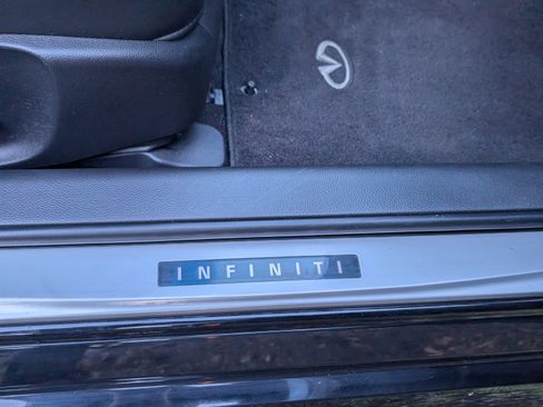 Used 2010 INFINITI G37 Sport w/ Navigation Pkg image 11