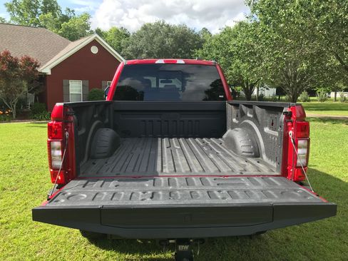 Used 2021 Ford F250 Lariat w/ Lariat Ultimate Package AWD/4WD image 6