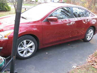 Used 2014 Nissan Altima 2.5 SV