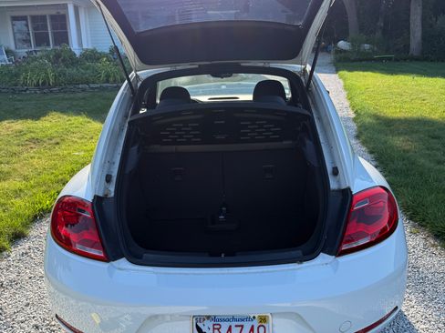 Used 2016 Volkswagen Beetle 1.8T FWD image 5