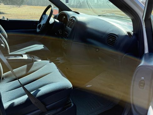 Used 2003 Dodge Grand Caravan Sport image 15