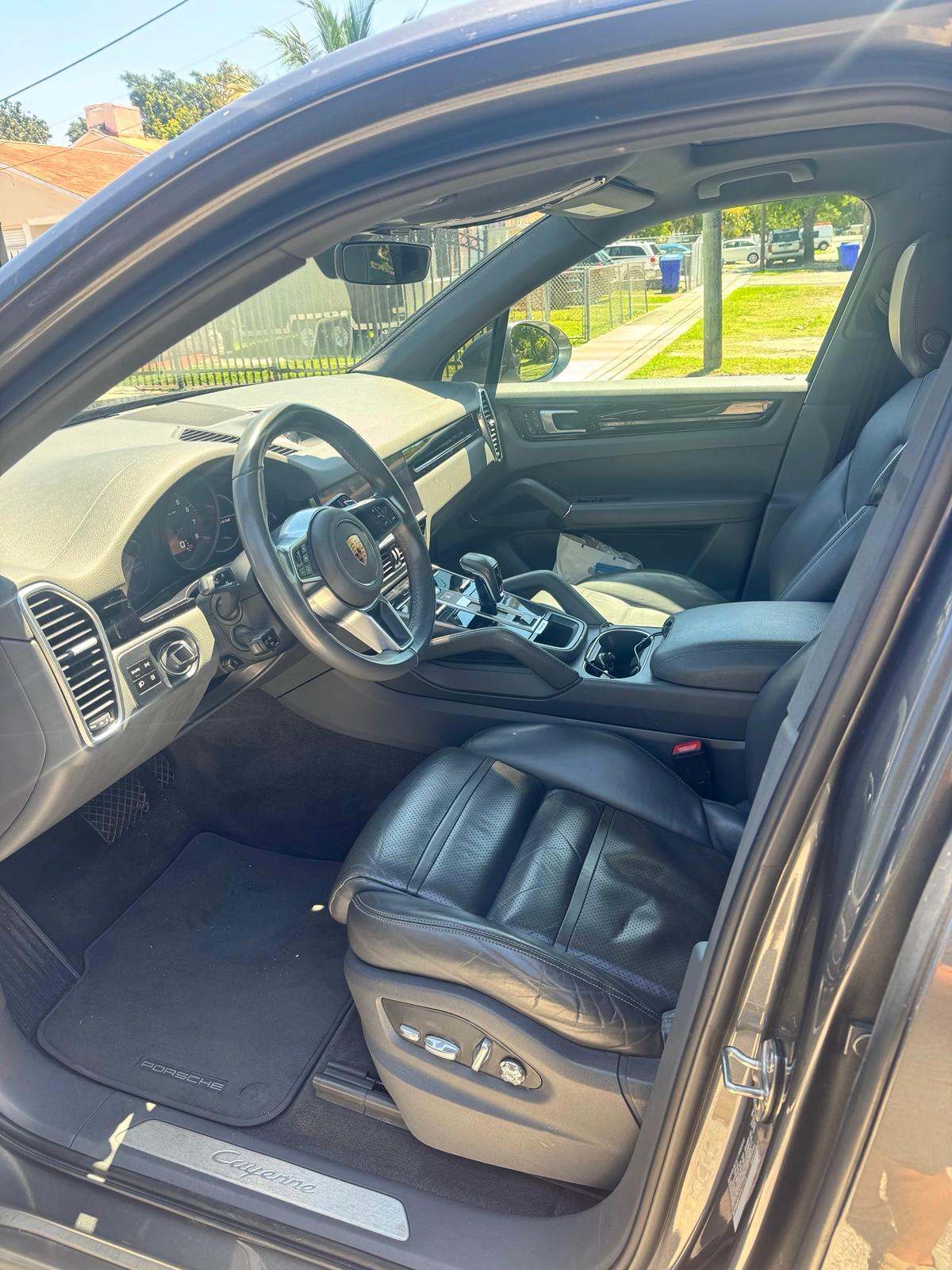 Used 2019 Porsche Cayenne AWD/4WD image 11