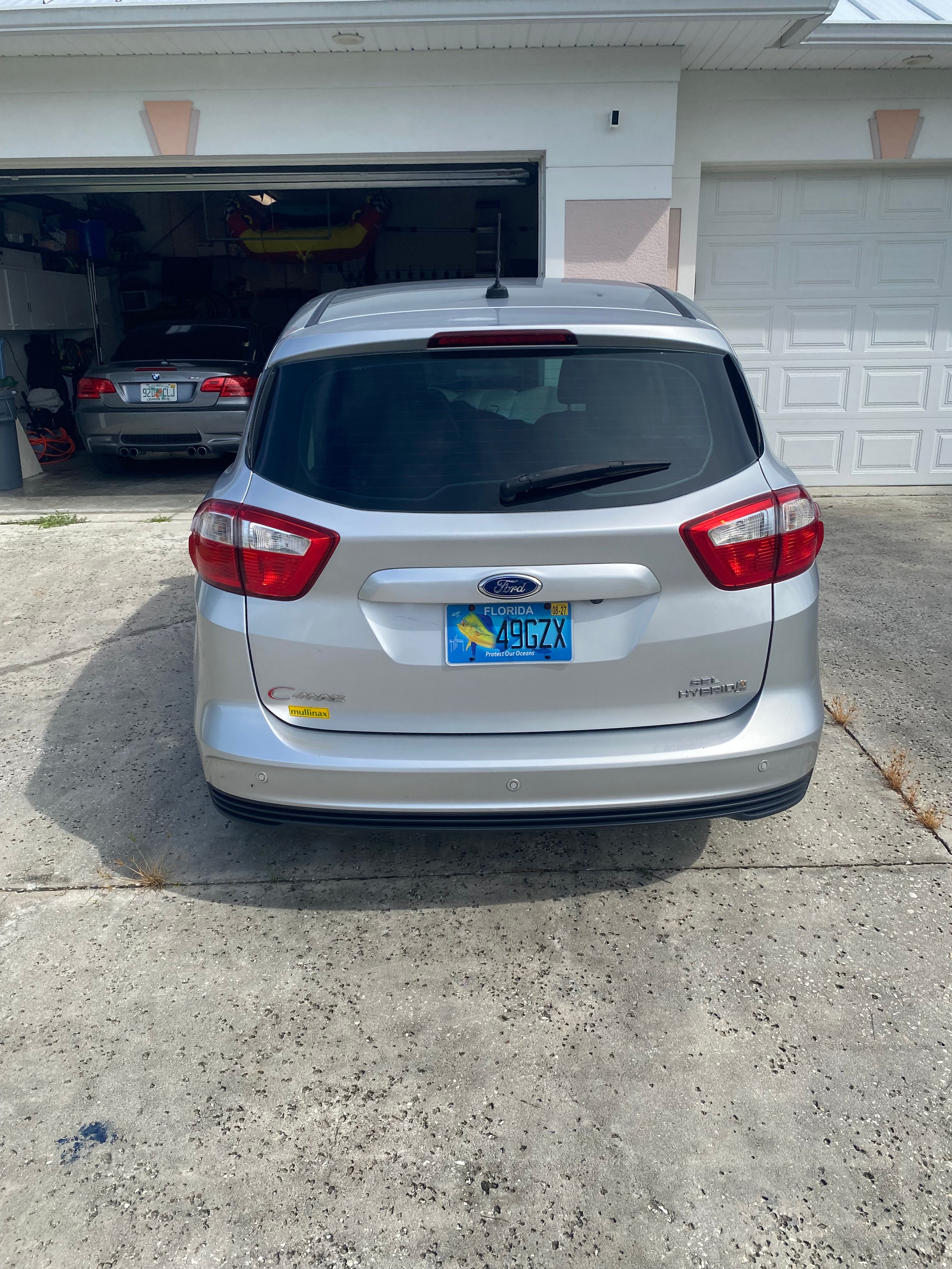 Used 2015 Ford C-MAX SEL w/ Equipment Group 302A FWD image 2