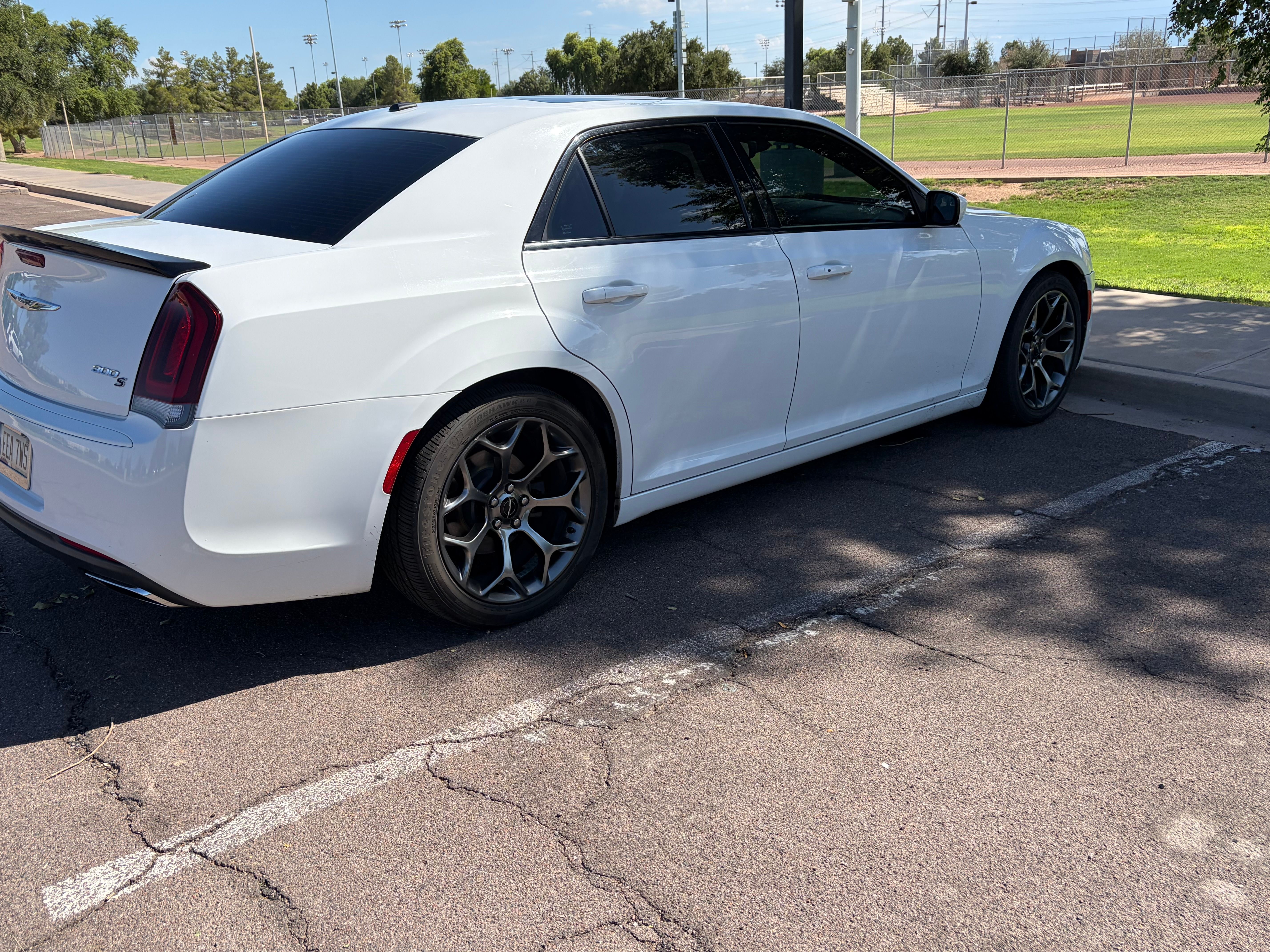 Used 2016 Chrysler 300 S RWD image 4