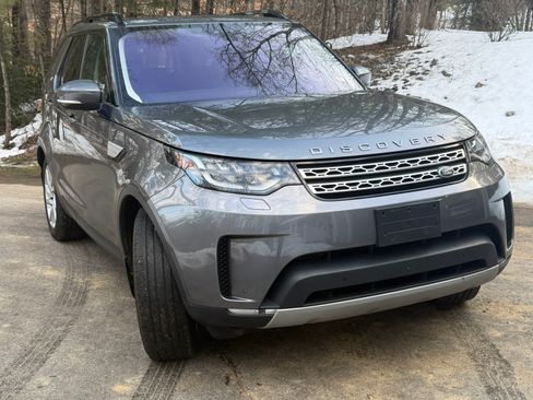 Used 2018 Land Rover Discovery HSE image 9