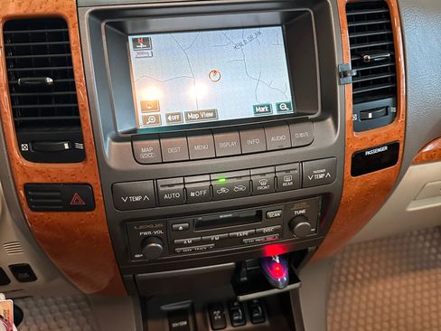 Used 2005 Lexus GX 470 image 17