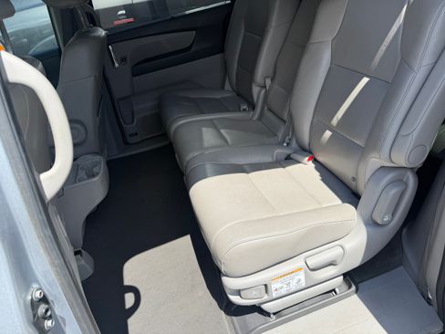 Used 2016 Honda Odyssey EX-L image 16