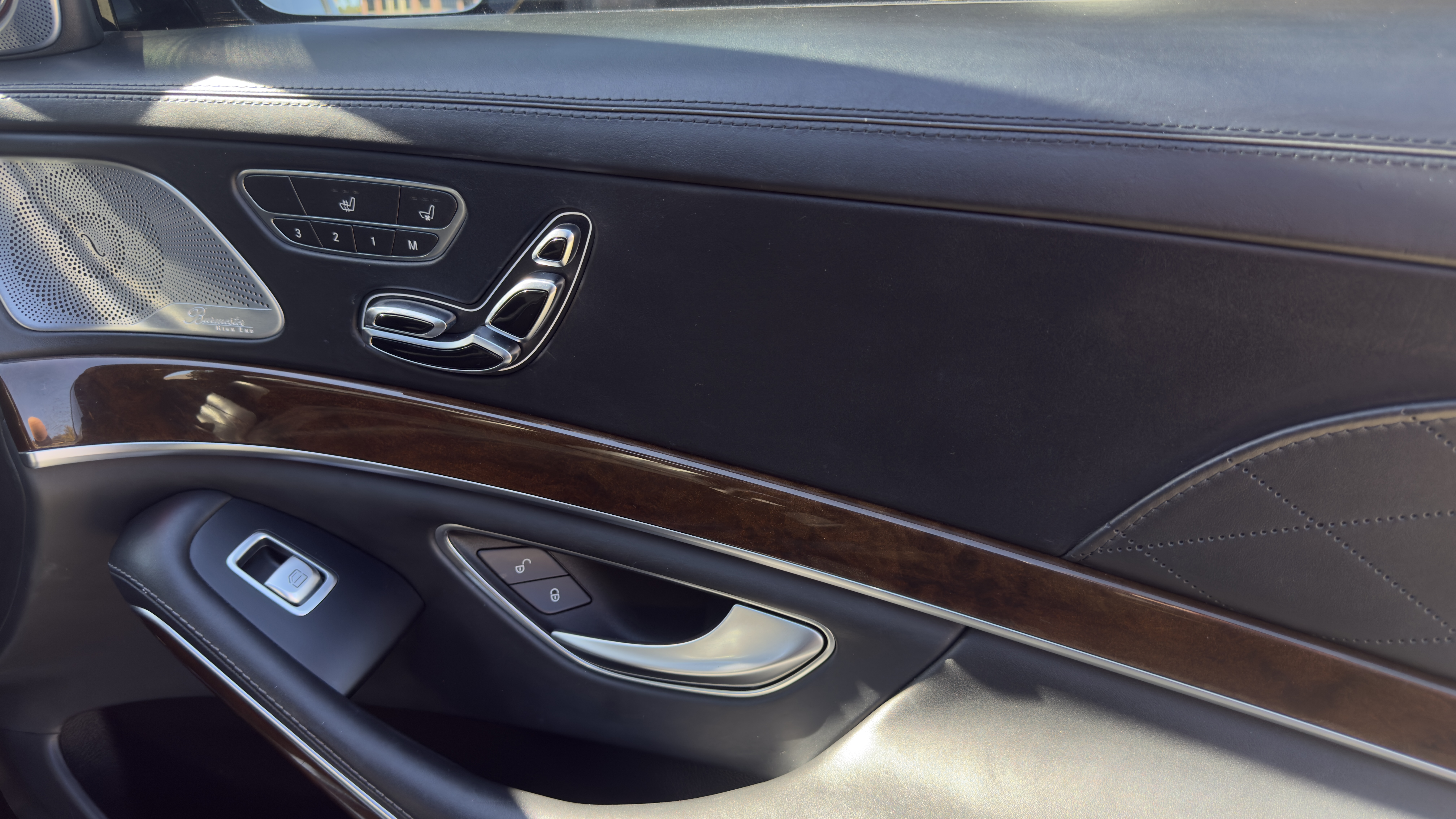 Used 2016 Mercedes-Benz Maybach S 600 image 22