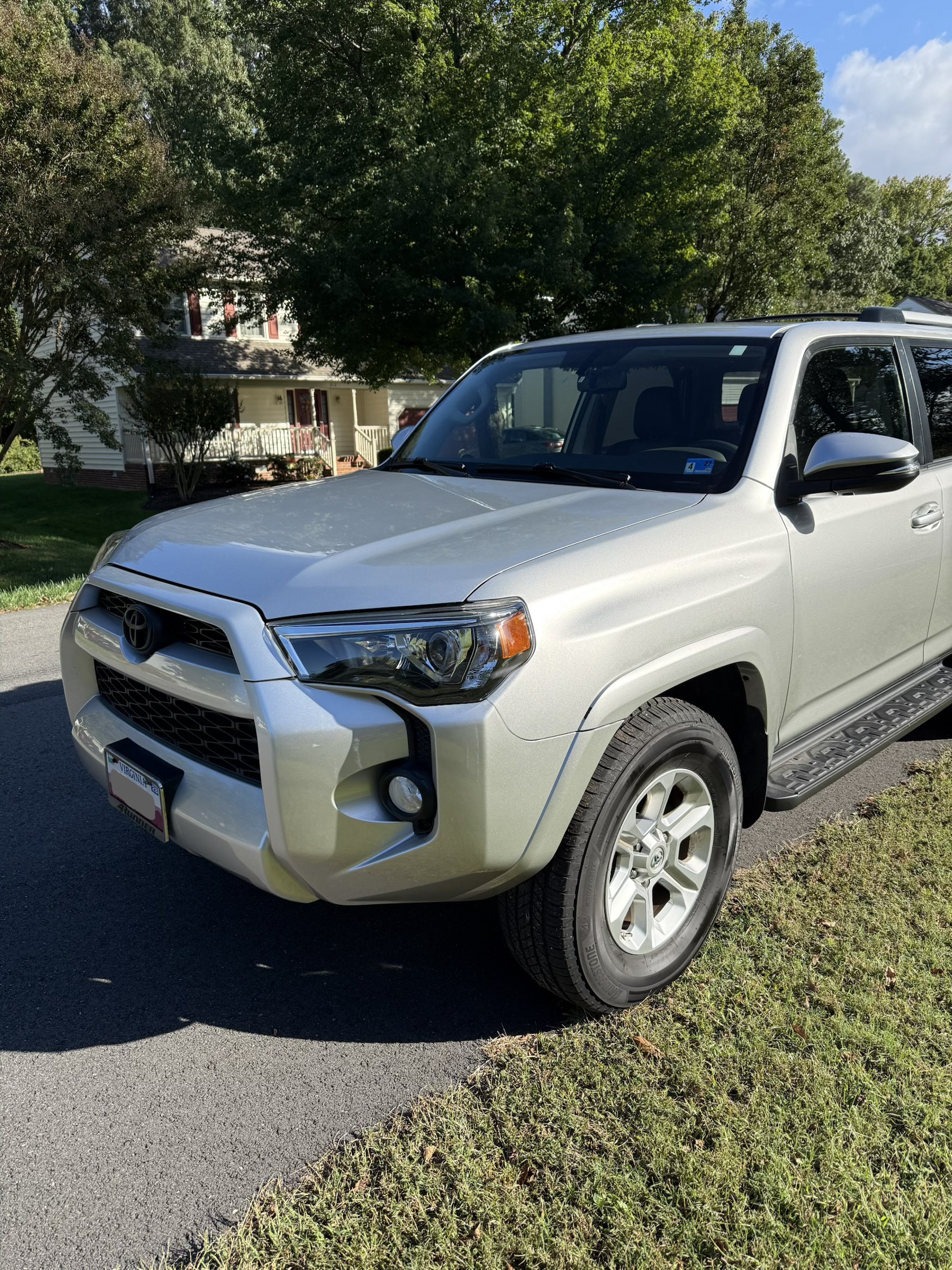 Used 2019 Toyota 4Runner SR5 Premium w/ Wilderness Package AWD/4WD image 5