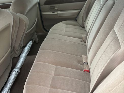 Used 2003 Mercury Grand Marquis GS image 6