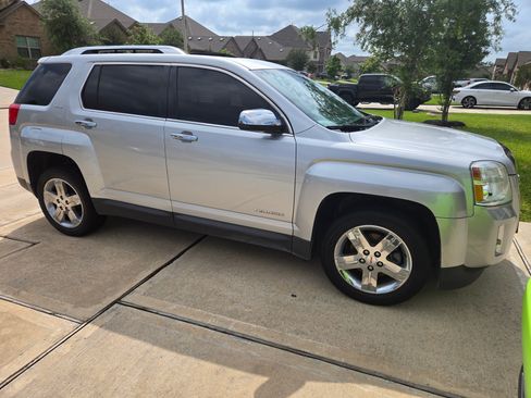 Used 2013 GMC Terrain SLT image 4