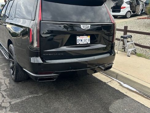 Used 2021 Cadillac Escalade ESV Luxury image 5