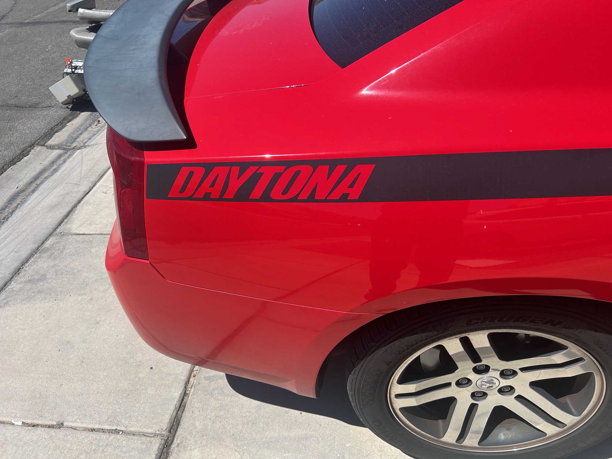 Used 2006 Dodge Charger R/T RWD image 2