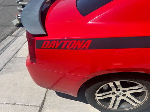Used 2006 Dodge Charger R/T RWD image 2