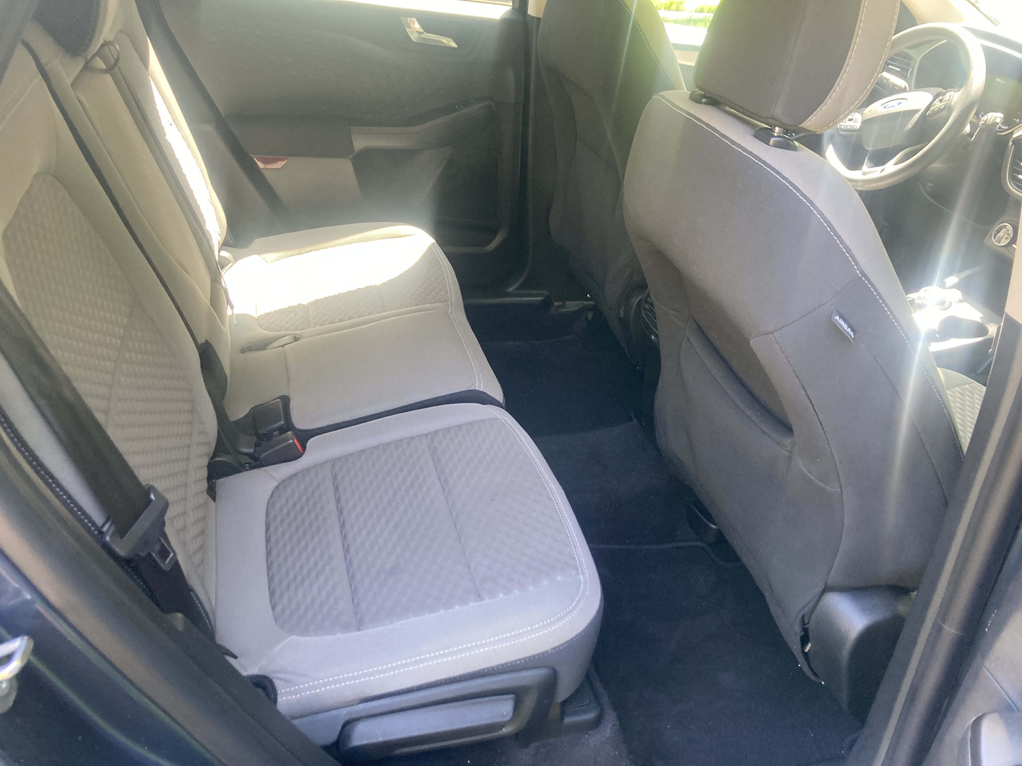 Used 2020 Ford Escape SE FWD image 16