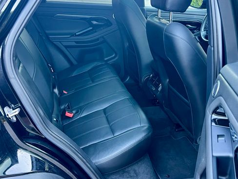 Used 2020 Land Rover Range Rover Evoque S image 18