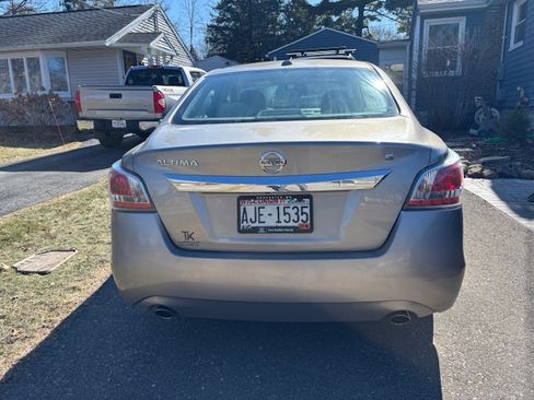 Used 2015 Nissan Altima 2.5 S w/ Power Driver Seat Package image 4