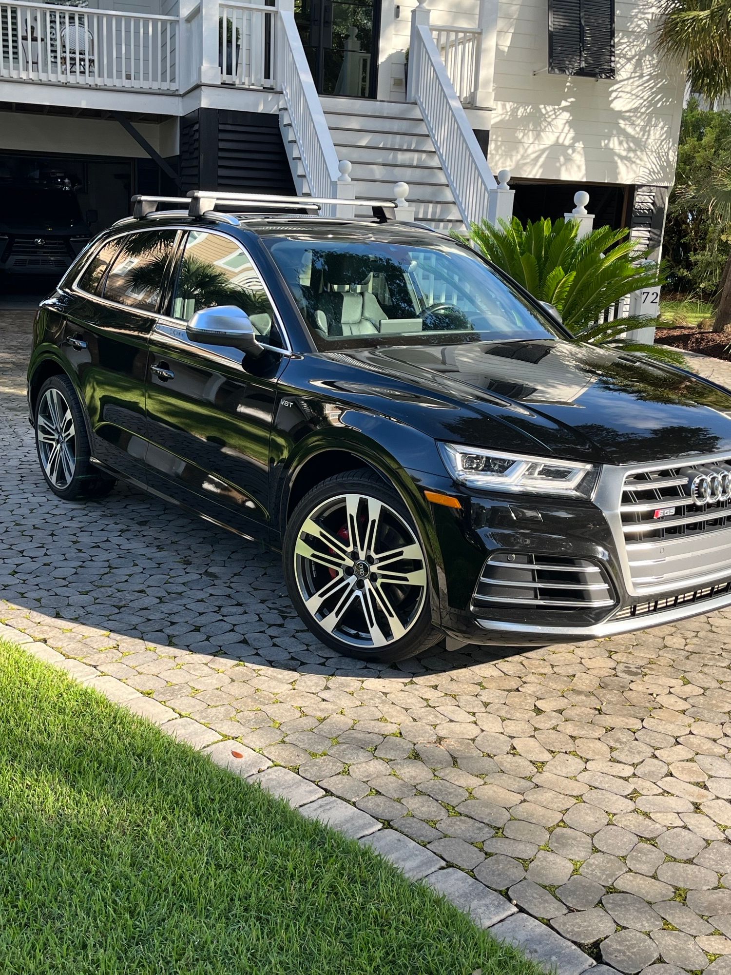 Used 2018 Audi SQ5 Premium Plus w/ S Sport Package AWD/4WD image 1