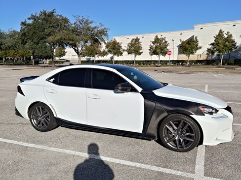 Used 2014 Lexus IS 350 image 4