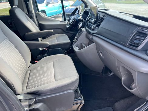 Used 2021 Ford Transit 350 XLT image 17