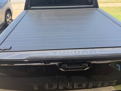 Used 2024 Toyota Tundra Limited AWD/4WD image 9