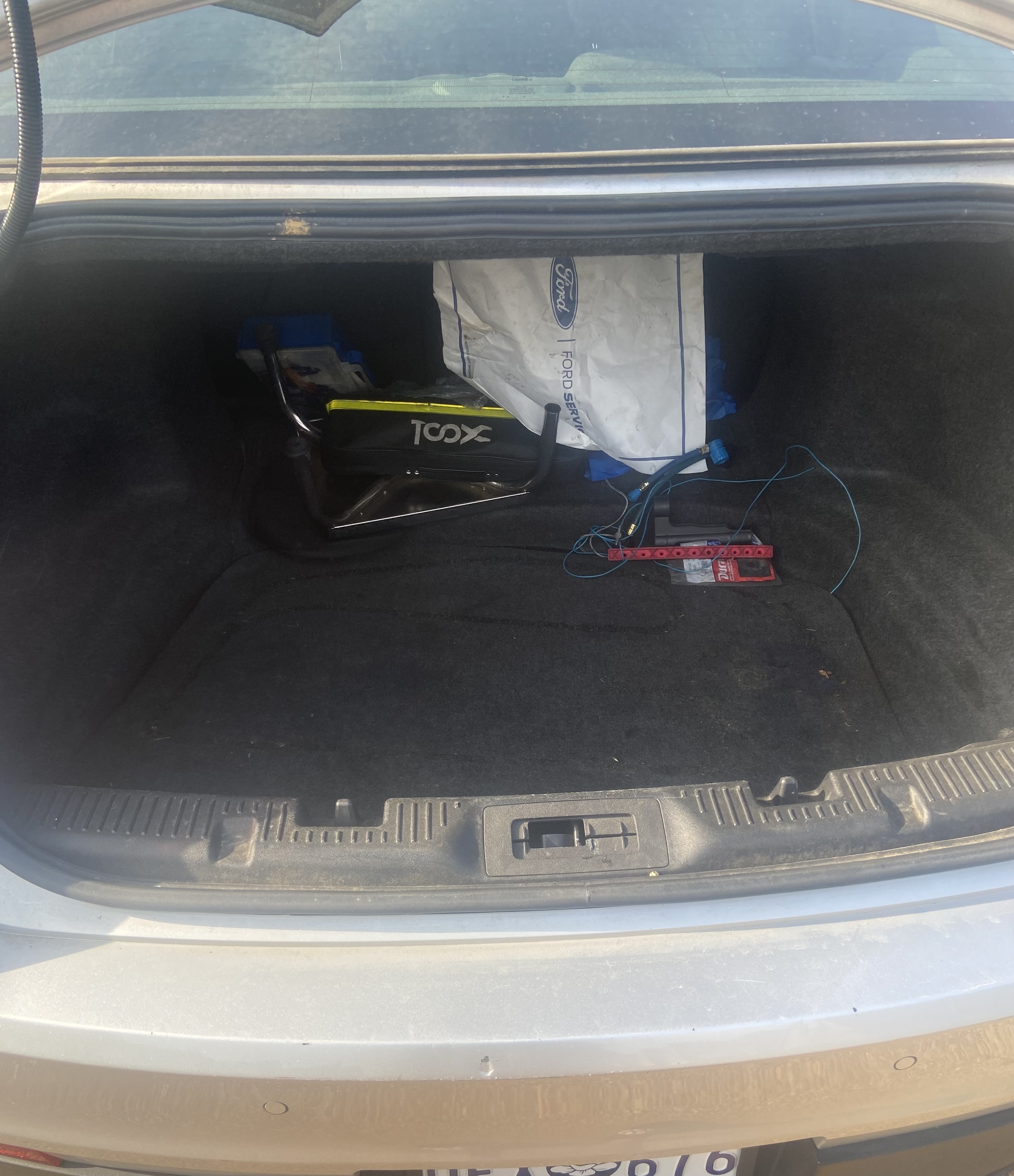 Used 2019 Ford Taurus Limited FWD image 11