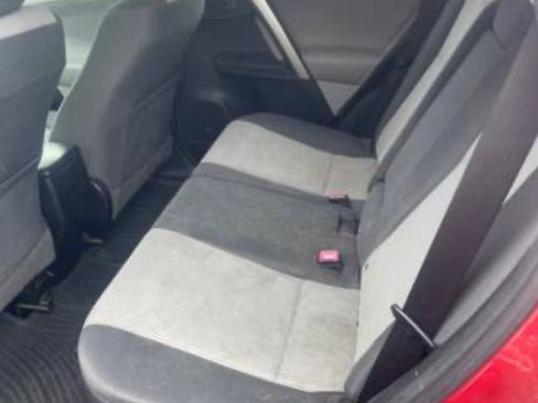 Used 2013 Toyota RAV4 LE image 9