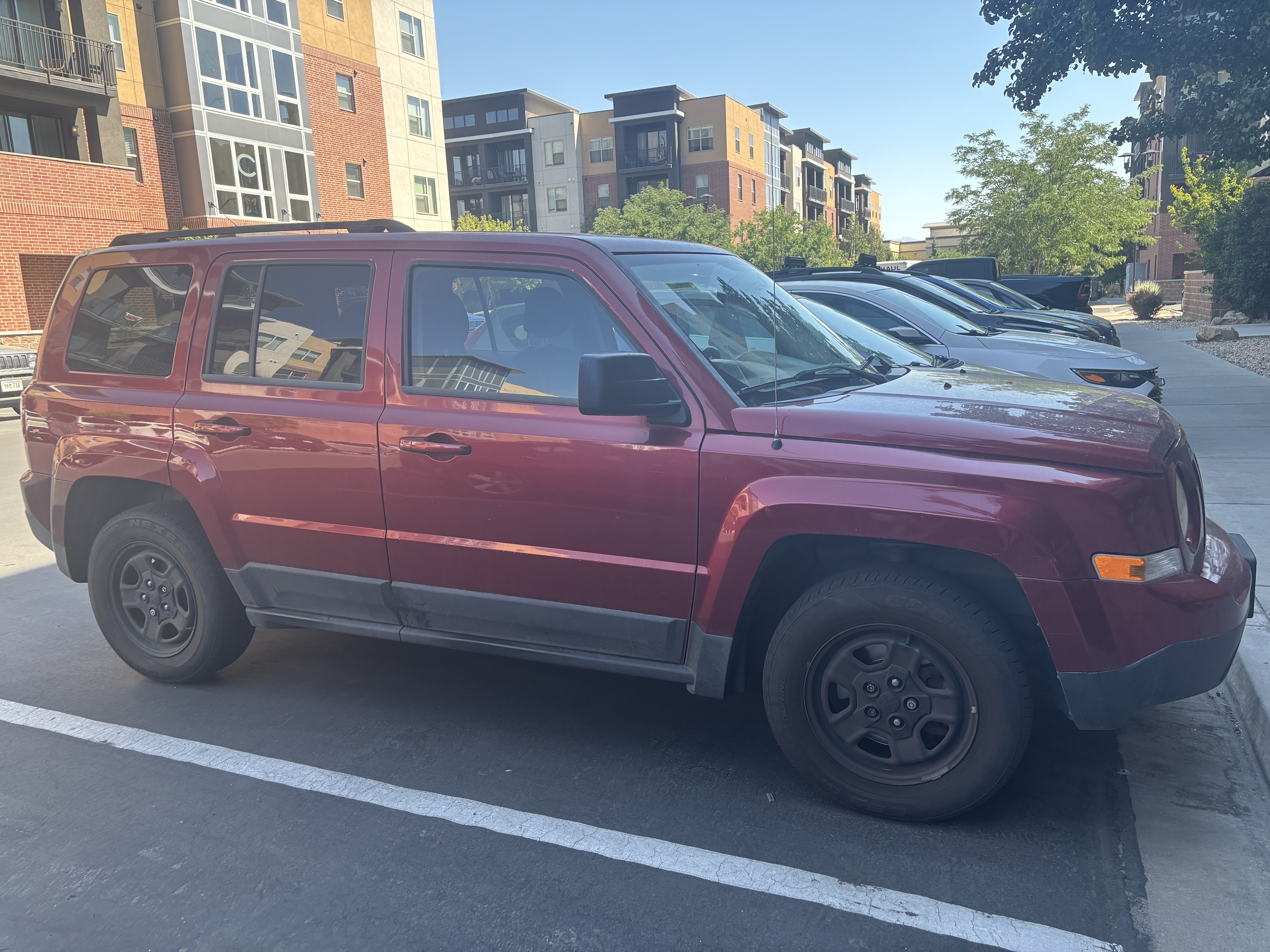 Used 2016 Jeep Patriot Sport w/ Power Value Group FWD image 13