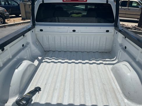 Used 2017 Chevrolet Colorado W/T w/ WT Convenience Package RWD image 1