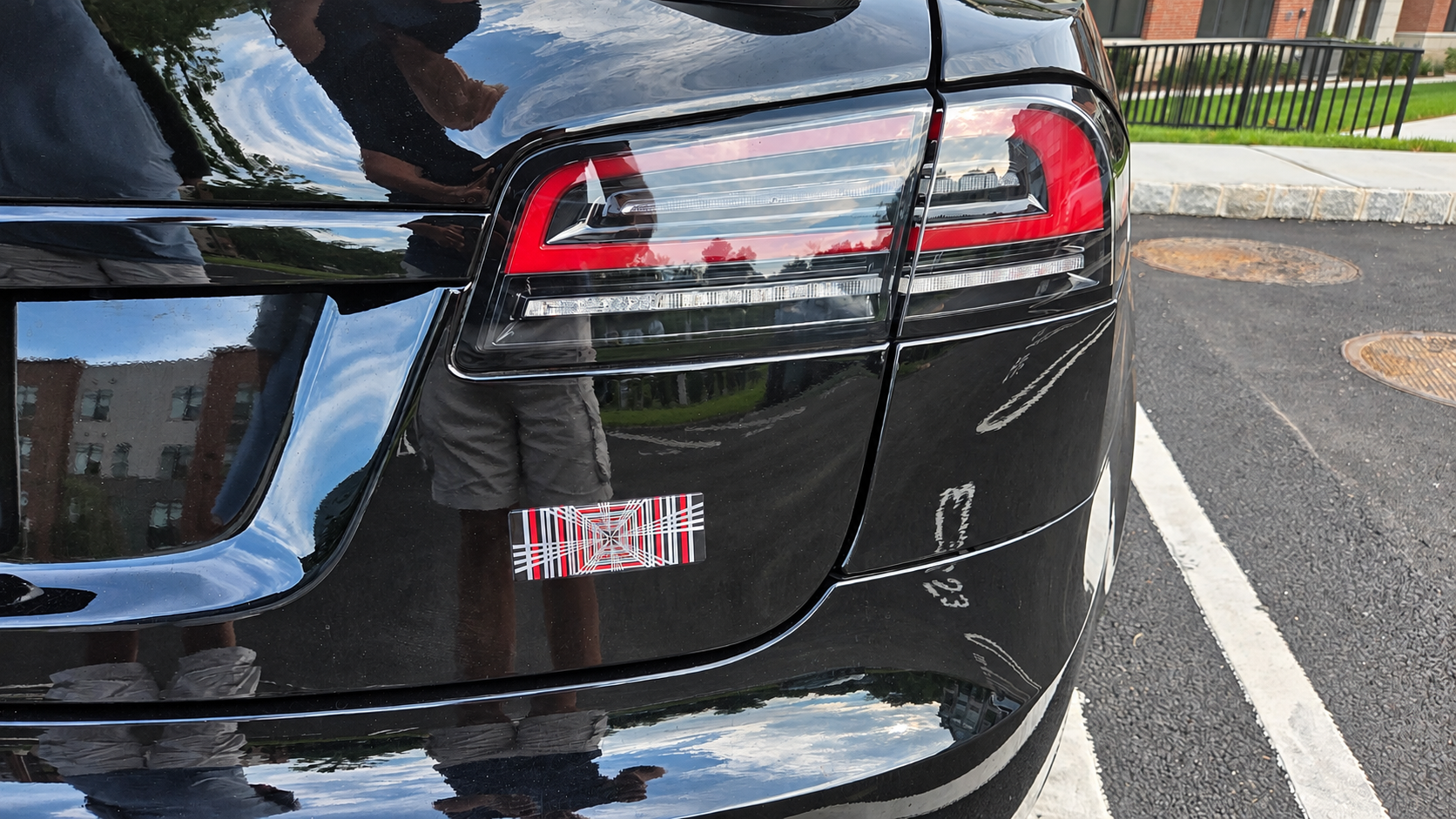 Used 2023 Tesla Model S Plaid AWD/4WD image 4