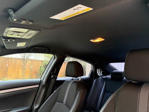 Used 2020 Honda Civic Sport image 13