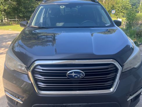 Used 2019 Subaru Ascent 8-Passenger AWD/4WD image 5