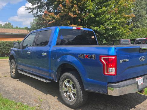 Used 2016 Ford F150 XLT w/ Equipment Group 301A Mid AWD/4WD image 2