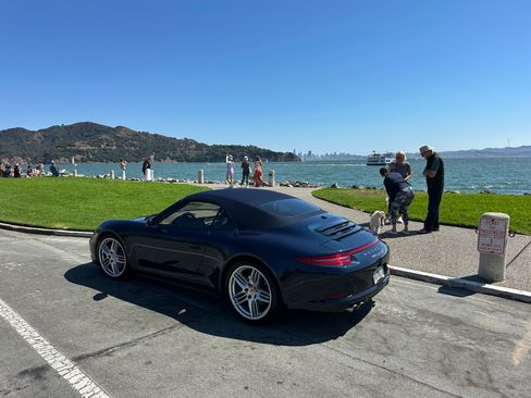 Used 2013 Porsche 911 Carrera 4S AWD/4WD image 1